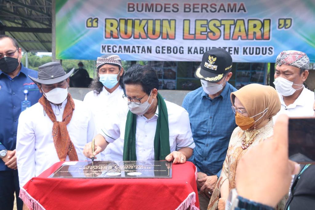 Bupati Kudus Bersama Menteri Desa PDTT Resmikan BUMDes Rukun Lestari 