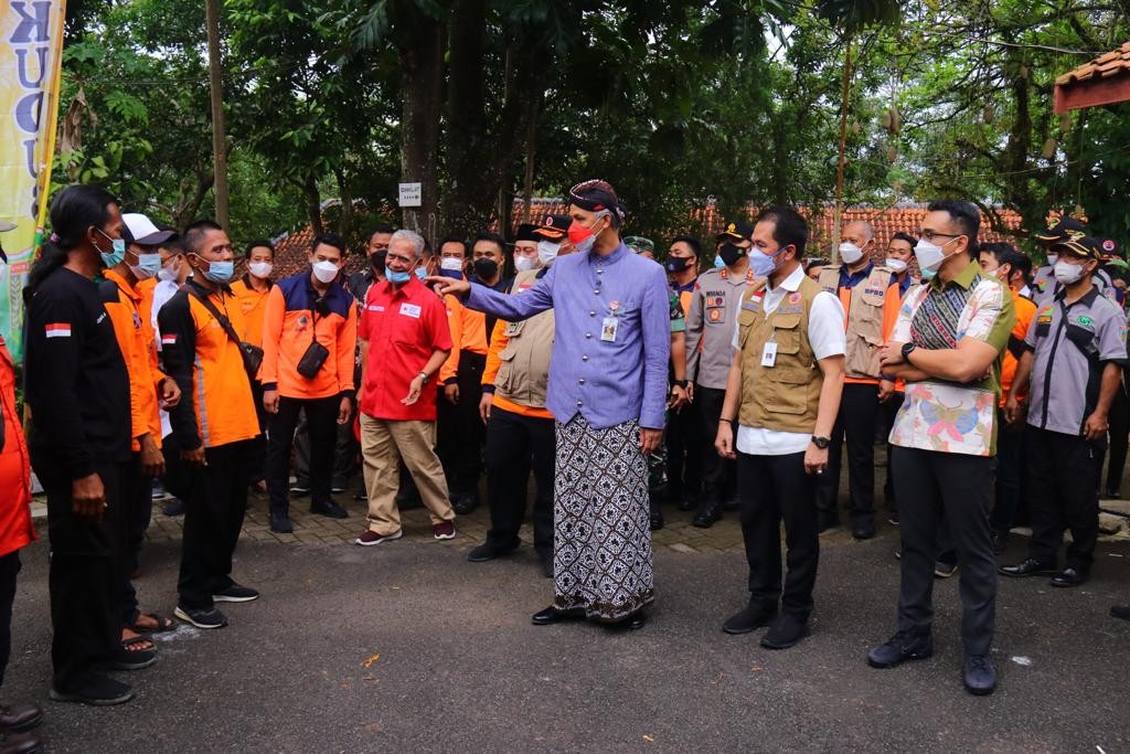 Dampingi Gubernur Ganjar, Bupati Hartopo : Pengalaman Relawan Hadapi Pandemi di Kudus Bisa Jadi Inspirasi