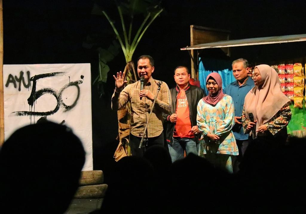 Pemkab Kudus Gelar Sosialisasi DBHCHT Melalui Pagelaran Kesenian Teater