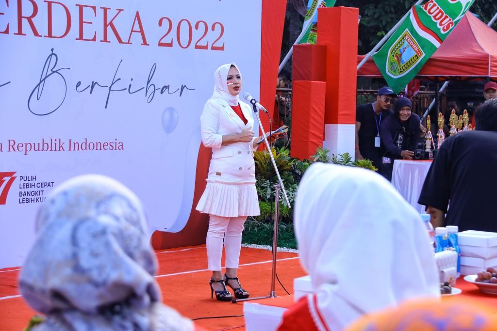 Fashion Show di CFD, Mawar Hartopo Dukung Pengembangan Sektor Pariwisata Lewat Fashion