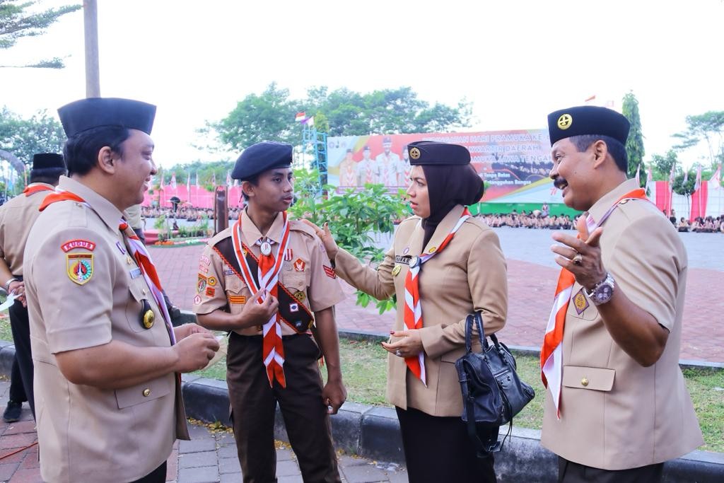 Ketua Kwarcab Kudus Apresiasi Pramuka Penggalang Peraih Lencana Teladan