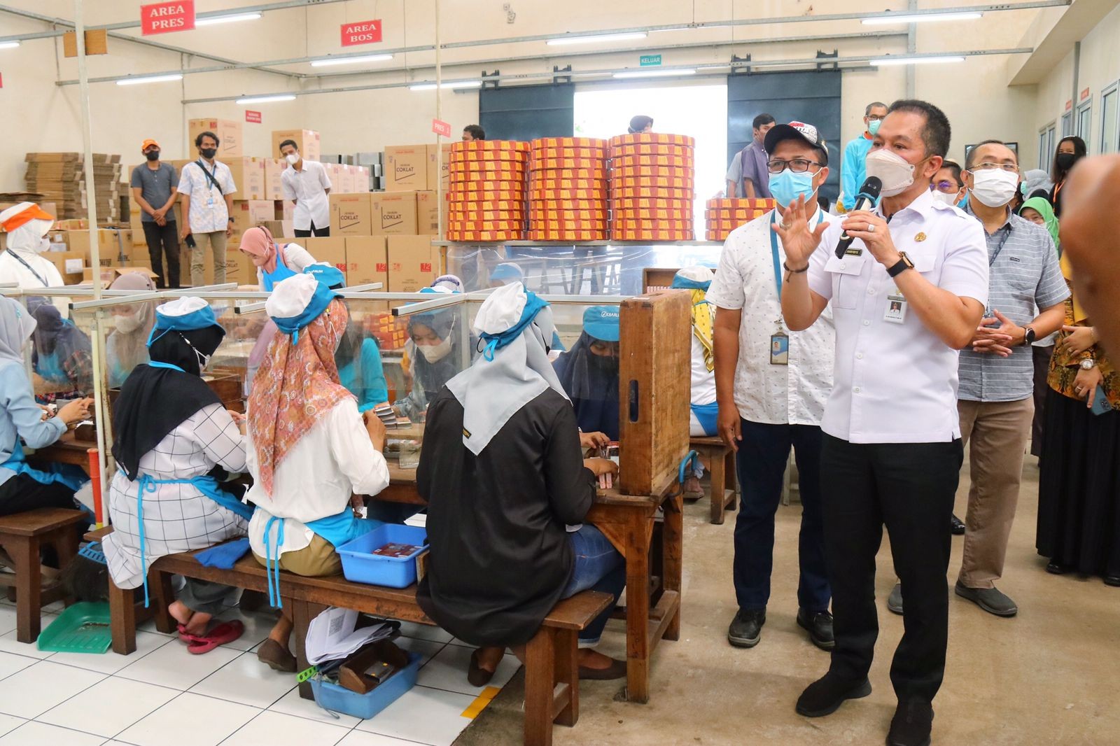 BLT Tahap Kedua Resmi Disalurkan, Buruh Rokok Sumringah