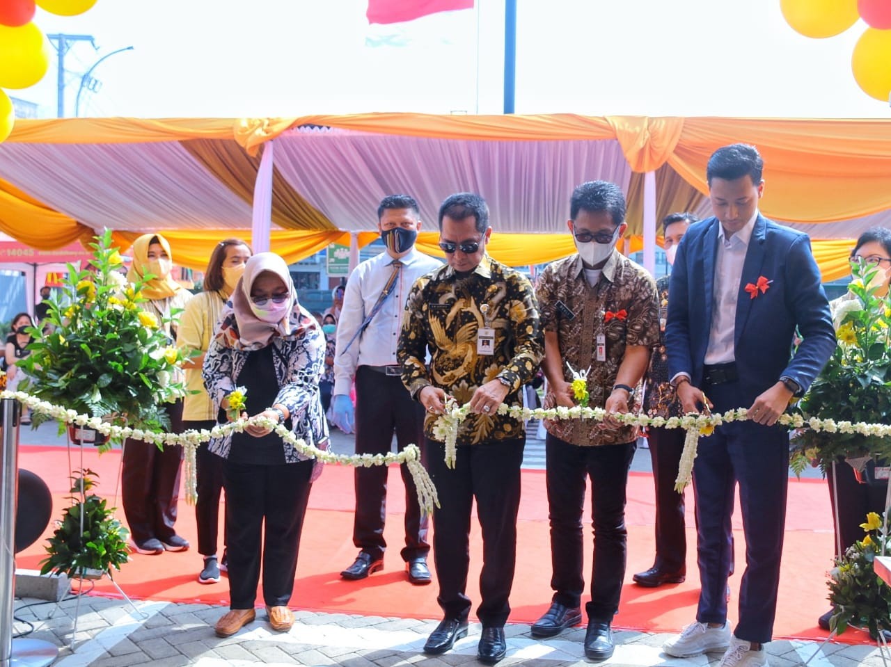 Launching Gerai Makanan Cepat Saji, Bupati Hartopo : Kudus Ramah Investasi