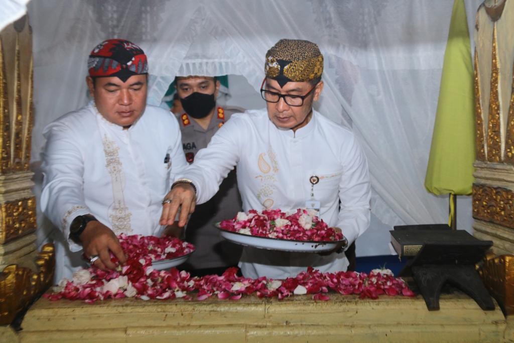 Hari Jadi Kabupaten Kudus, Bupati Hartopo Ziarah Makam Bupati Pendahulu