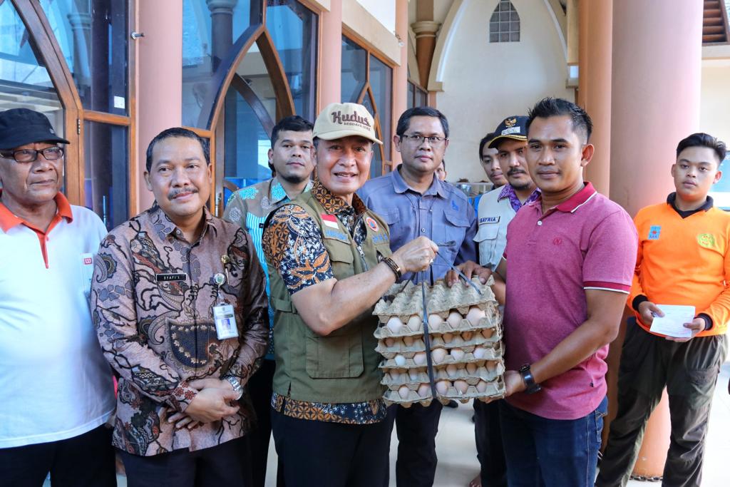 Pastikan Ketersediaan Logistik Kebencanaan, Bupati Kudus Salurkan Bantuan Kementerian Pertanian