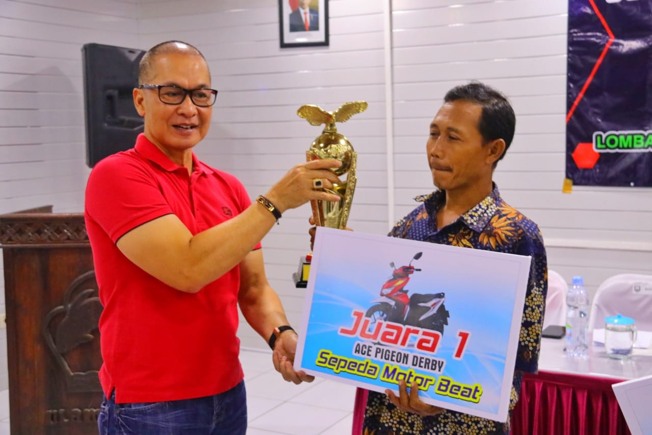 Serahkan Hadiah, Bupati Kudus Apresiasi Terselenggaranya Event 'Piala Bupati' Komunitas 'Sapu Jagad'