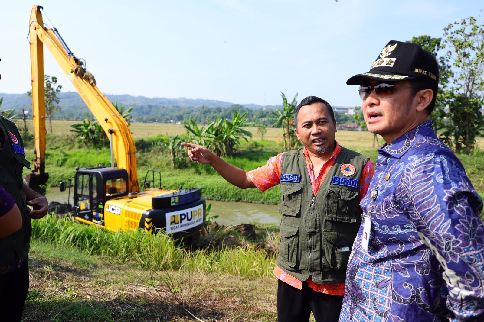 Solusi Atasi Banjir, Bupati Hartopo Tinjau Progres Normalisasi Kali Londo