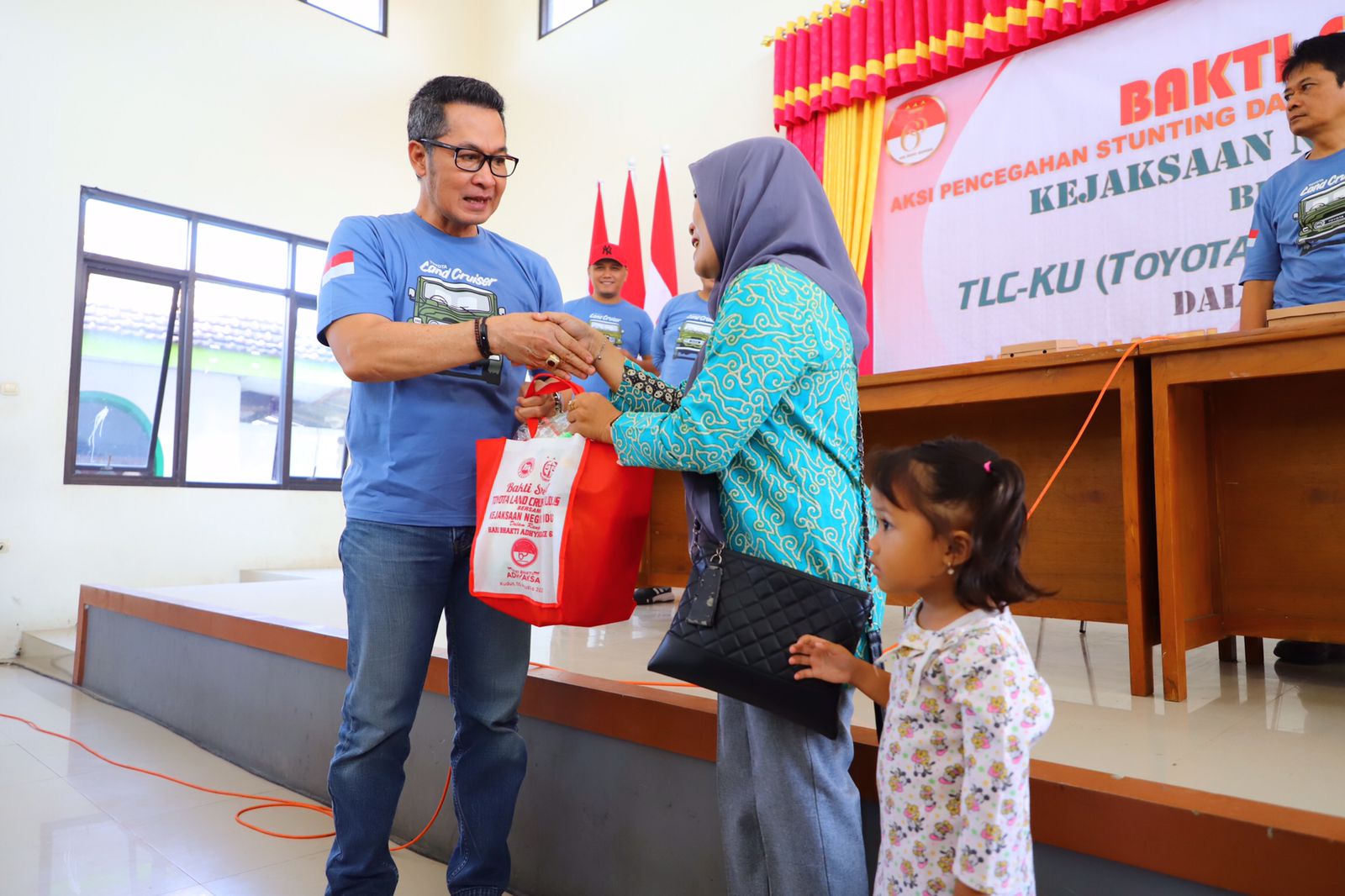 Turunkan Angka Stunting, Bupati Hartopo Dukung Gelaran Bakti Sosial