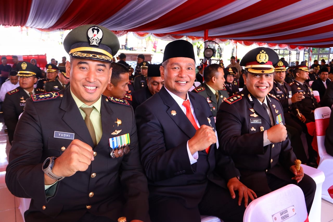HUT TNI Ke-78, Pj. Bupati : Bersama Bersinergi Kawal Demokrasi untuk Sukseskan Pemilu 2024