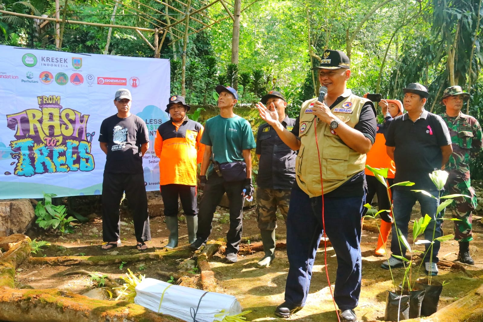 Konservasi Alam Dengan Pohon Aren, Pj. Bupati Bergas : Kita Jaga Alam, Alam Jaga Kita