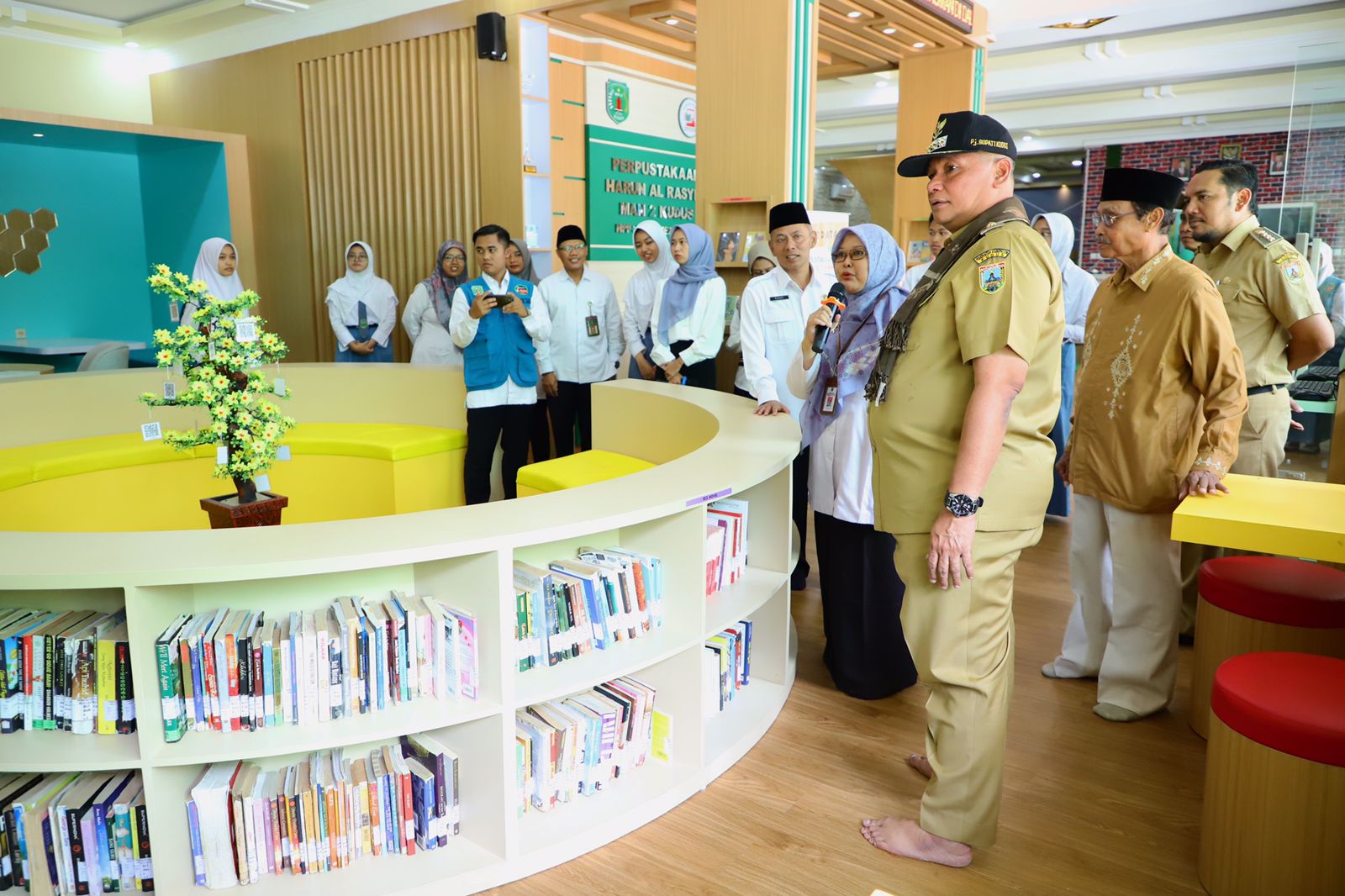 Perpustakaan Lengkap, Pj. Bupati Apresiasi MAN 2 Kudus Tingkatkan Literasi Siswa