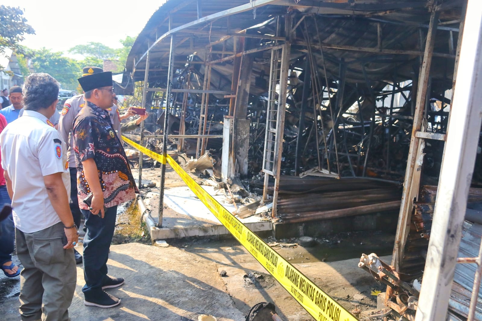 Pj. Bupati Kudus Tinjau Pasar Babe Yang Dilalap Si Jago Merah