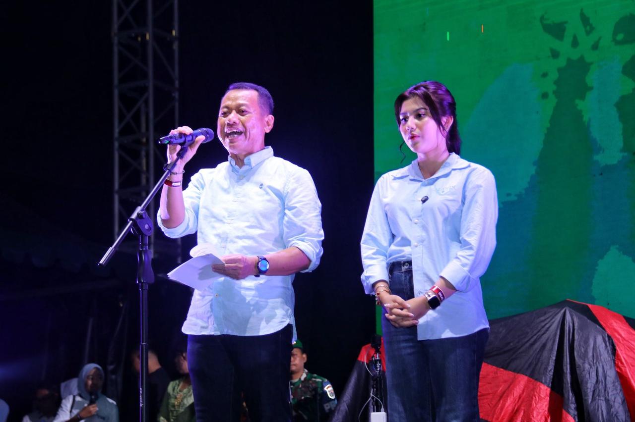 Warga Kudus Tumpah Ruah Nonton Denny Caknan