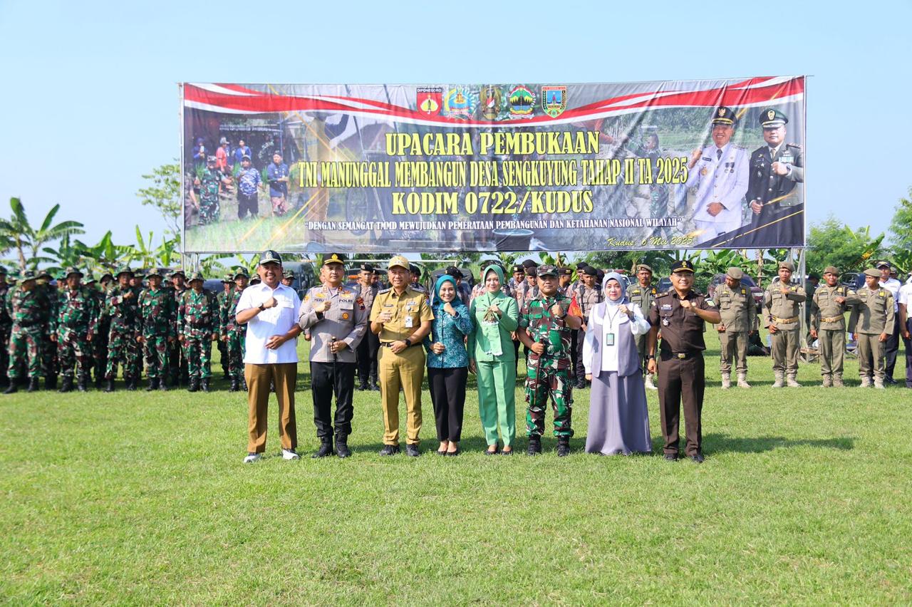 Bupati Sam'ani : Kolaborasi dengan TMMD untuk Permudah Akses Perekonomian Masyarakat