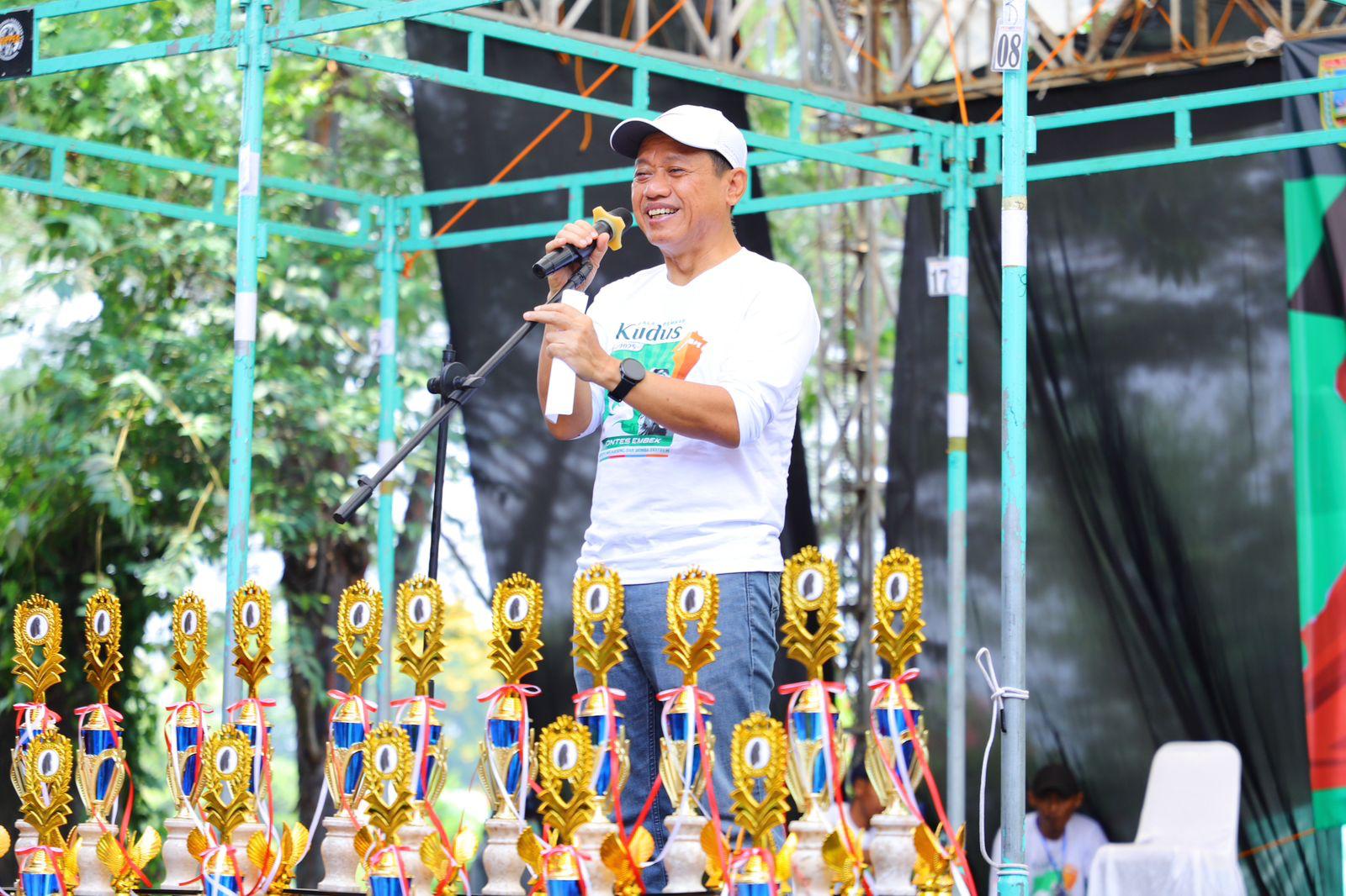Bupati Kudus Tingkatkan Kualitas Ternak Lokal Lewat Kontes Embek 2025
