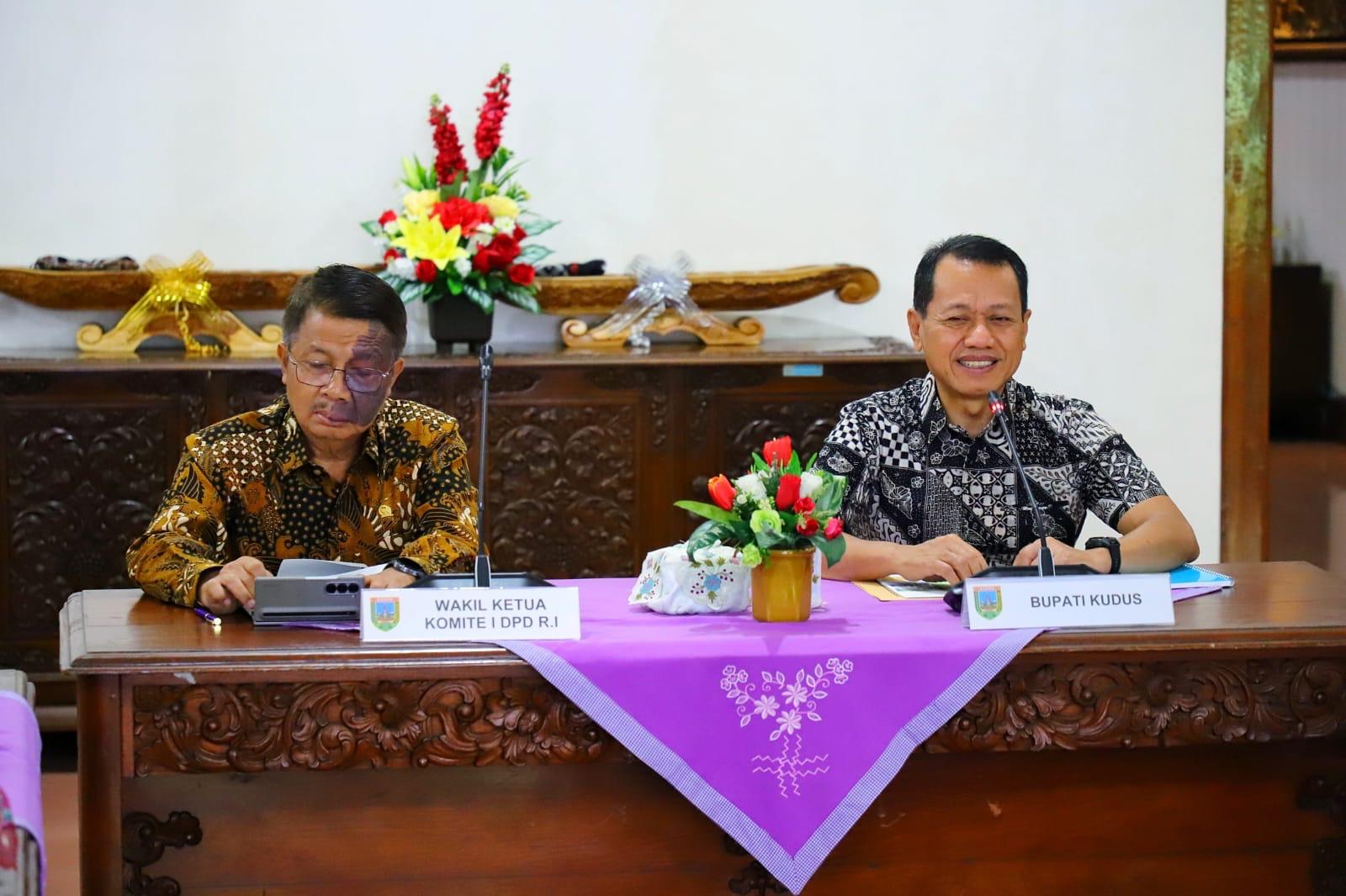 Bupati Sam’ani Terima Kunker Wakil Ketua Komite I DPD RI, Bahas Kesejahteraan dan Penataan Kepegawaian Guru