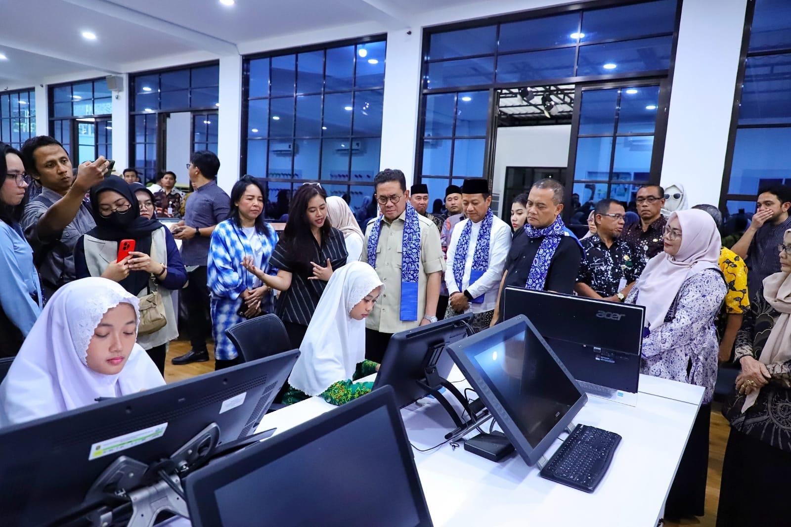 Mendag Dorong Desainer Muda Kudus Tembus Pasar Dunia Lewat Produk Lokal